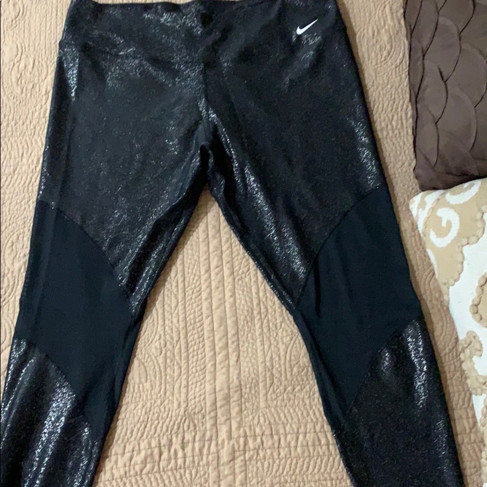 NWOT Nike workout leggings